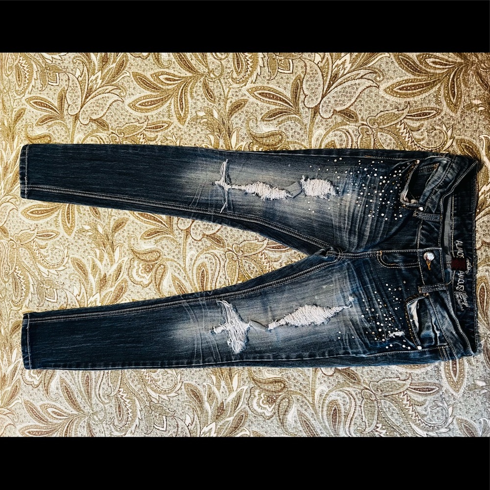 Almost famous skinny jeans distressed w/ rhinestones size 7
